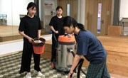 [2-8-23]学生打扫教室卫生